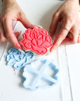 Blooming Rose Biscuit Baking and Decorating Starter Kit