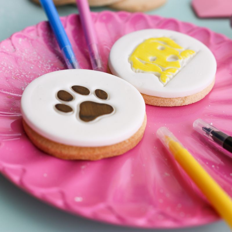 Paw-Some Pooch Biscuit Make, Bake and Colour Kit