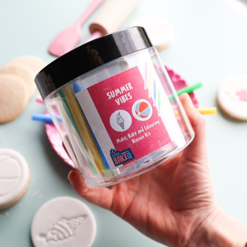 Summer Vibes Biscuit Make, Bake and Colour Kit