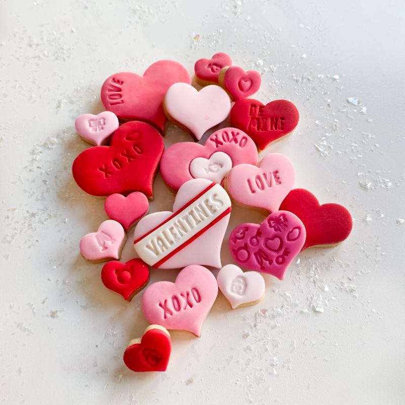 Valentine's Lots of Love Biscuit Baking and Decorating Kit