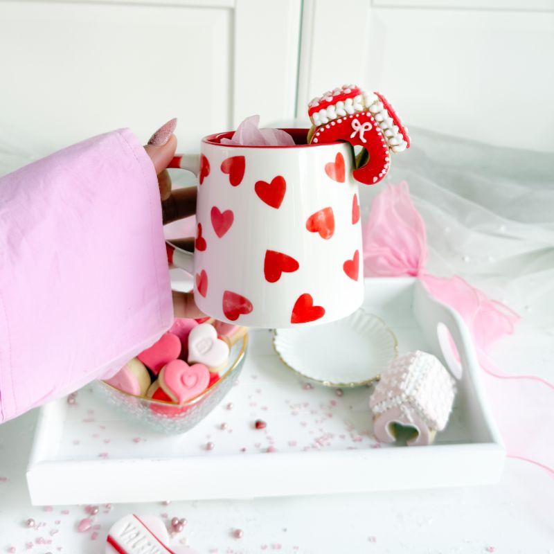 House of Love Mug Hugger Biscuit Baking and Decorating Kit