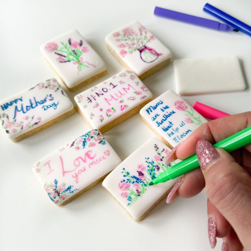 Mother's Day Love Letters - Biscuit Make, Bake and Colour Kit