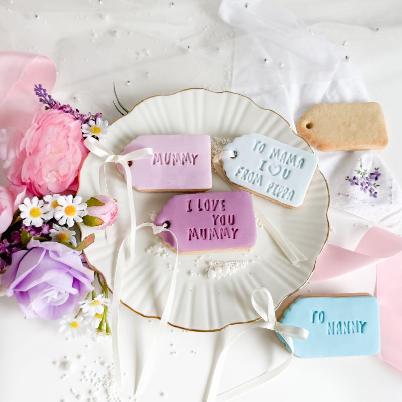 Personalised Gift Tag Mother's Day Biscuit Baking and Decorating Kit