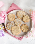 Scandi Floral Mother's Day Biscuit Baking and Decorating Kit