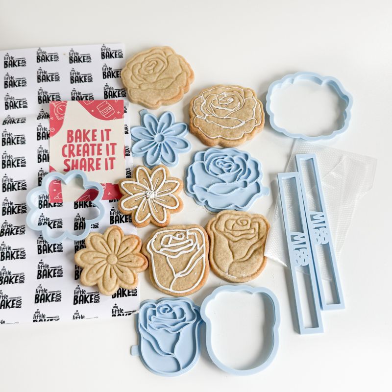 Scandi Floral Mother's Day Biscuit Baking and Decorating Kit