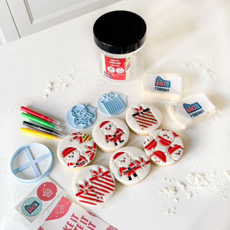 Santa's Workshop Biscuit Make, Bake and Colour Kit